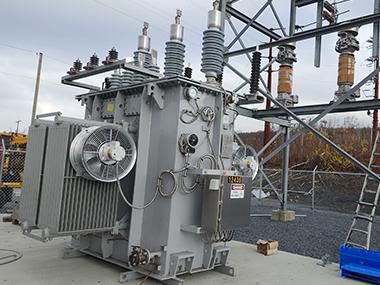 Difference-Between-Surge-Protector-and-Lightning-Arrester-in-Transformers